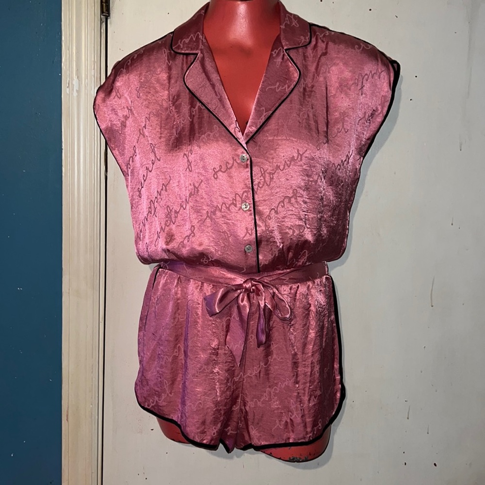 Victoria’s Secret Lounge Wear. One Piece Satin Shorts Outfit, Size XS